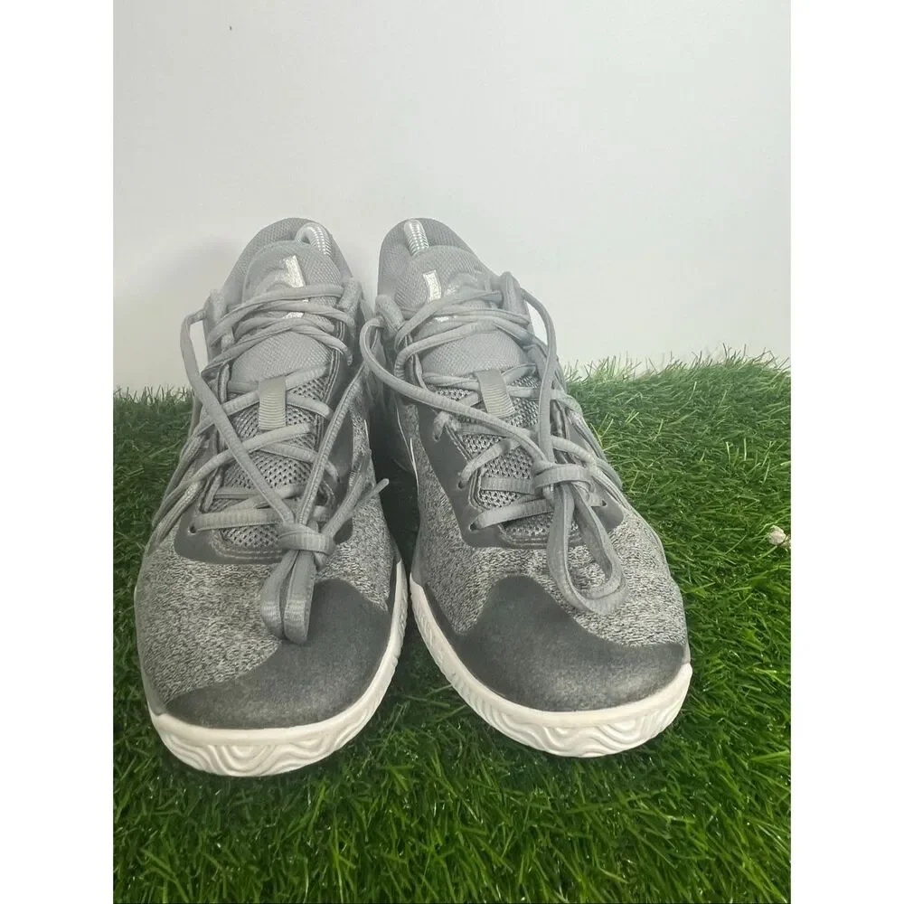 Nike KD Trey 5 Gray Basketball Shoes Men 7 / Women 8.5 Youth 7Y